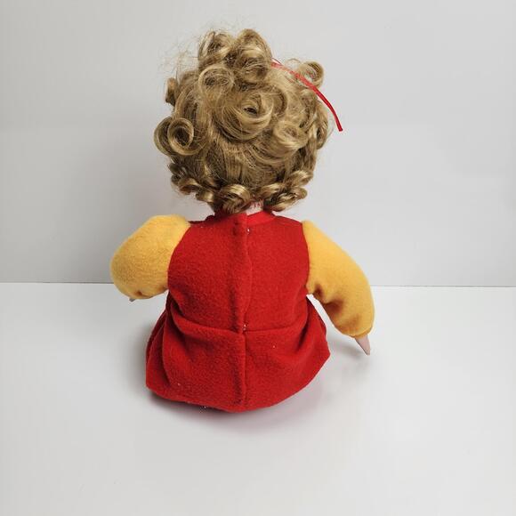 Disney 18" Cindy M McClure Sitting w/ Blonde Hair in Pooh Pajamas Porcelain Doll - Picture 4 of 11